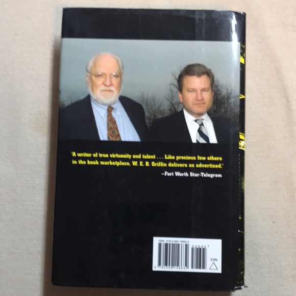 🌈2/$8 The Vigilantes #10 Badge of Honor Series - Picture 2 of 9